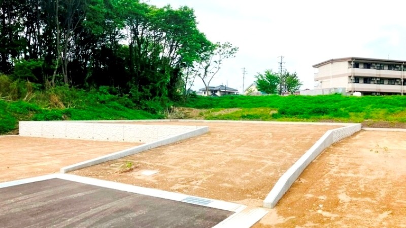 御代田雨池1号地